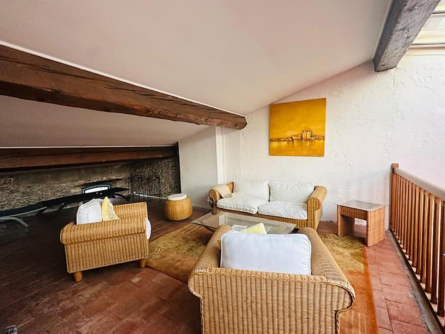Apartamento La Majestueuse Cite Carcasona Exterior foto